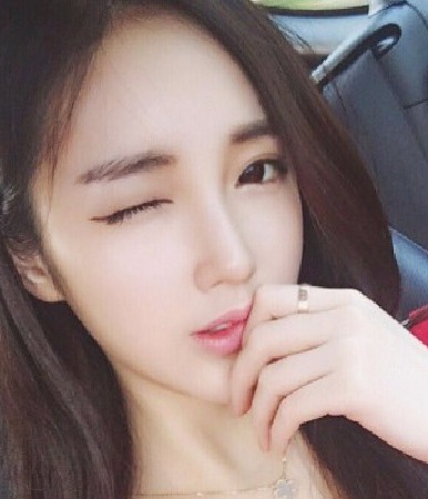 萌萌女神的头像