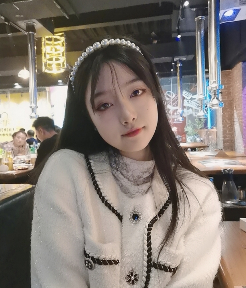 小蜜桃桃子的头像